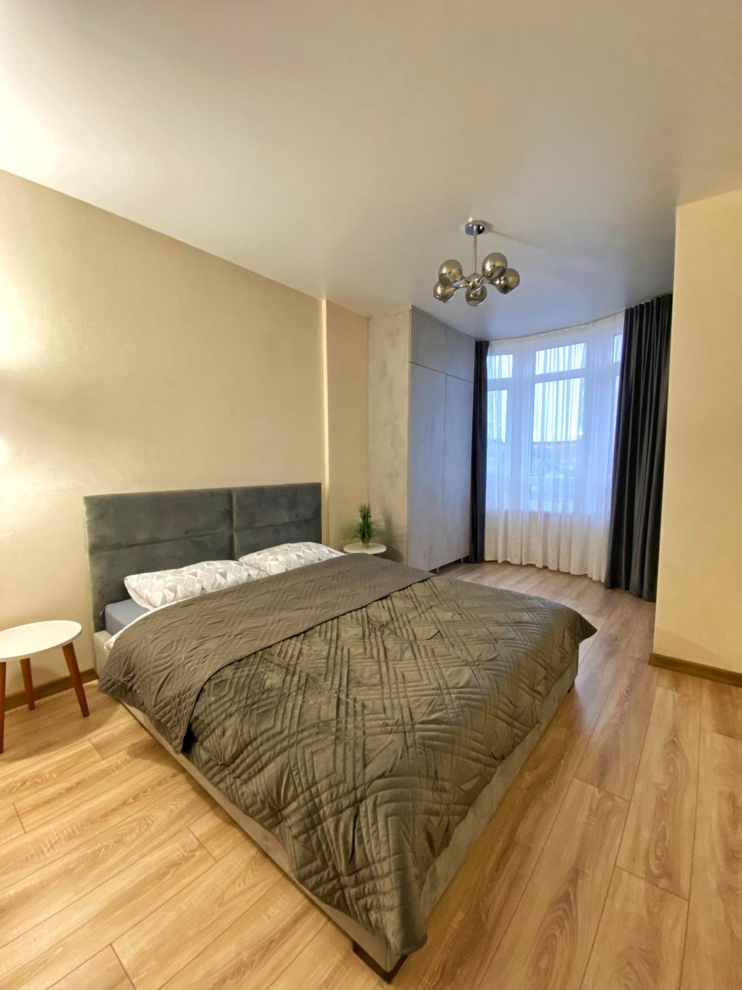 Apatrment In Khmelnytsky Street Natasha Apartment ลวีฟ ภายนอก รูปภาพ
